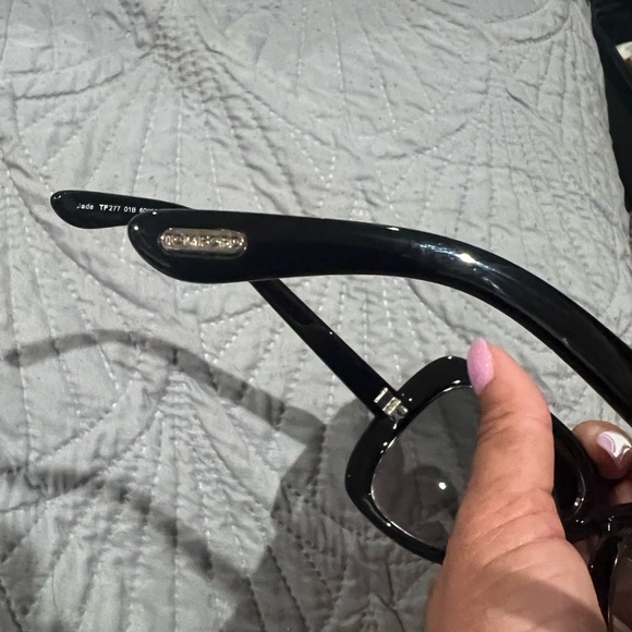 Tom Ford Black Cat-Eye Sunglasses - Picture 9 of 10